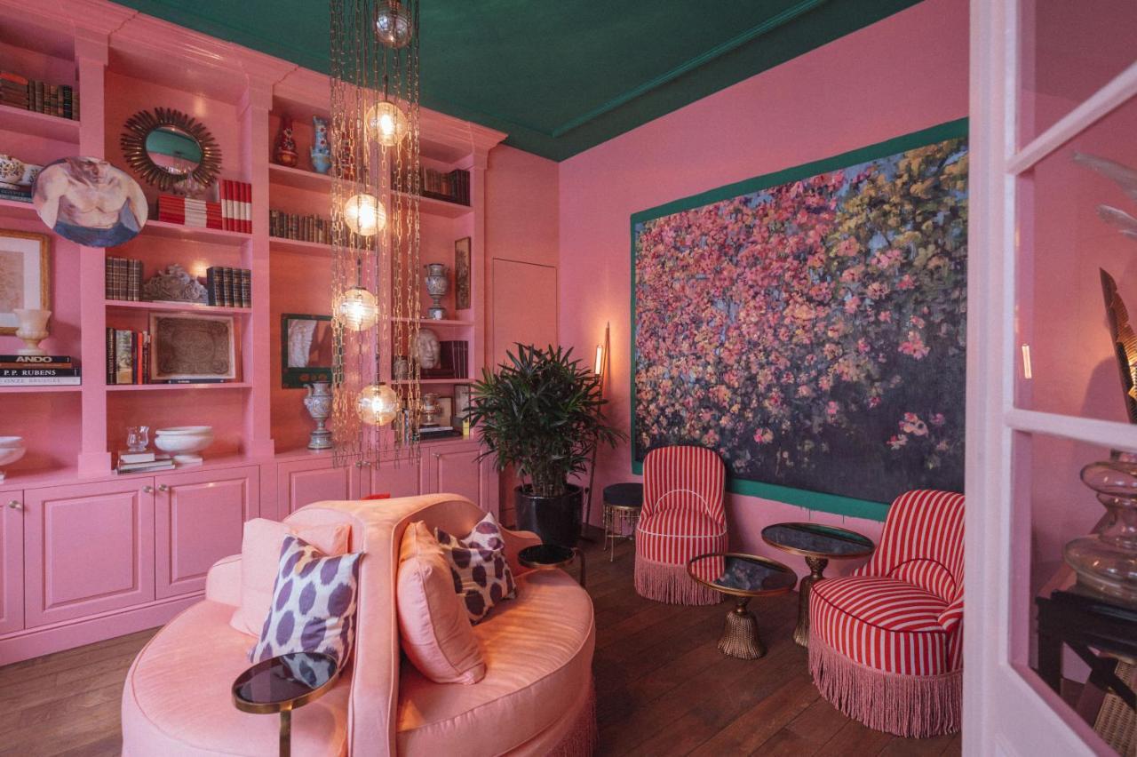 Hotel Flora *